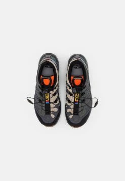 Salomon XA PRO 1 UNISEX - Baskets basses All 13 Salomon XA PRO 1 UNISEX - Baskets basses All -Salomon Soldes Magasin 2b46ceb2e856445c90bfc6ef38dc3d76