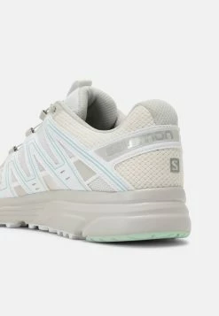 Salomon X MISSION 3 UNISEX - Baskets basses All -Salomon Soldes Magasin 49b3ce07e5cd4cc2aa2f609f4e79eb2b