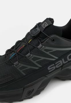 Salomon XT STREET UNISEX - Baskets basses All -Salomon Soldes Magasin 90bf95fdca534cbbb0d1aa0e701e12b3