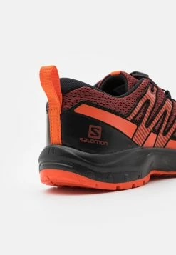 Salomon XA PRO V8 UNISEX - Chaussures de marche Kids -Salomon Soldes Magasin a6c7bacd0a60431095924b5900eb3901