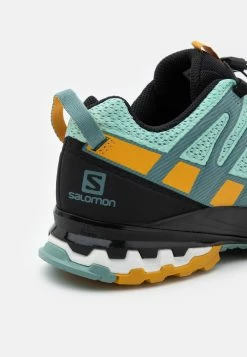 Salomon XA PRO 3D V8 - Chaussures de running Women -Salomon Soldes Magasin a74ab94be5d84e8c8cd513cc4b07913d