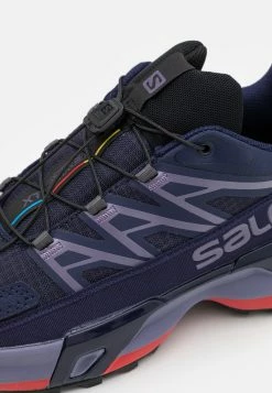 Salomon XT STREET UNISEX - Baskets basses All -Salomon Soldes Magasin b8cc834f175647f3bd5d22292ad2efa4